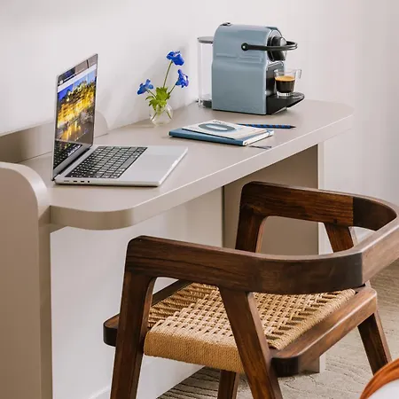 Simone Centre Hotel 4*