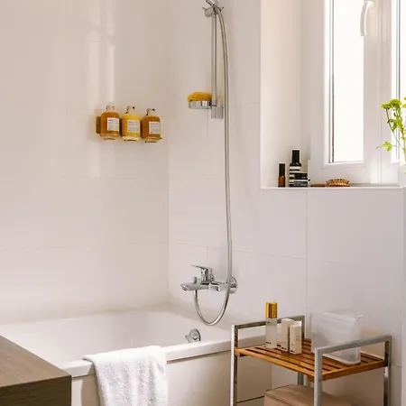 Hotel Simone Centre 4*