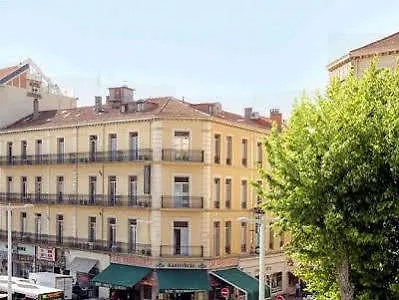 Simone Centre 4*