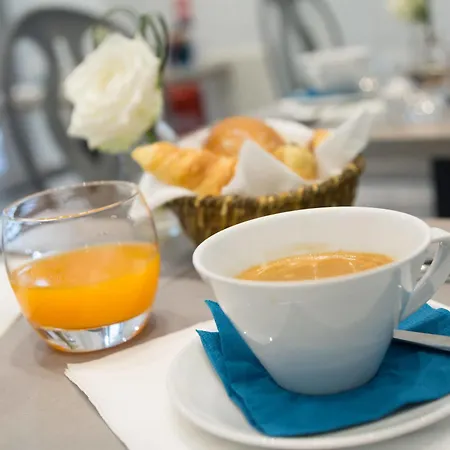 Yelo Belle Epoque Hotel Centre Ville, Sonder By Marriott Bonvoy Hotell
